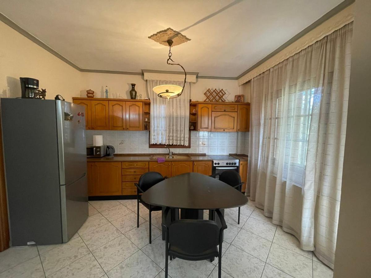 Nea Peramos Large Apartment Near The Beach Extérieur photo