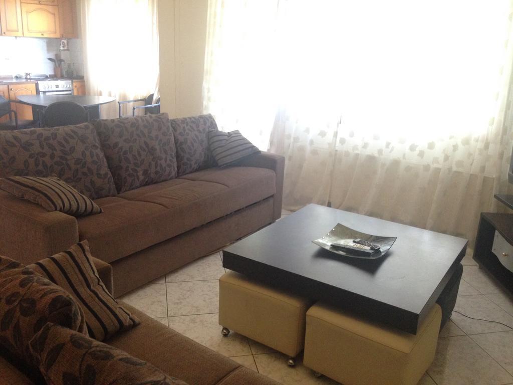 Nea Peramos Large Apartment Near The Beach Extérieur photo