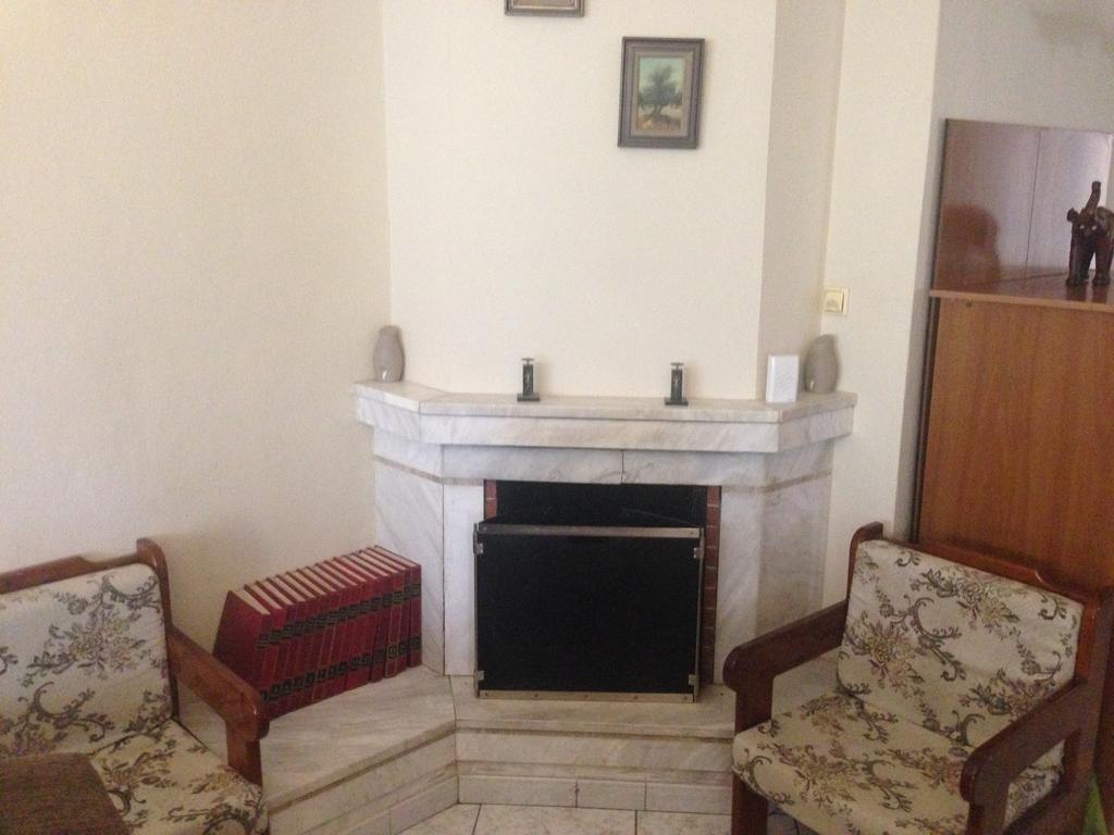 Nea Peramos Large Apartment Near The Beach Extérieur photo