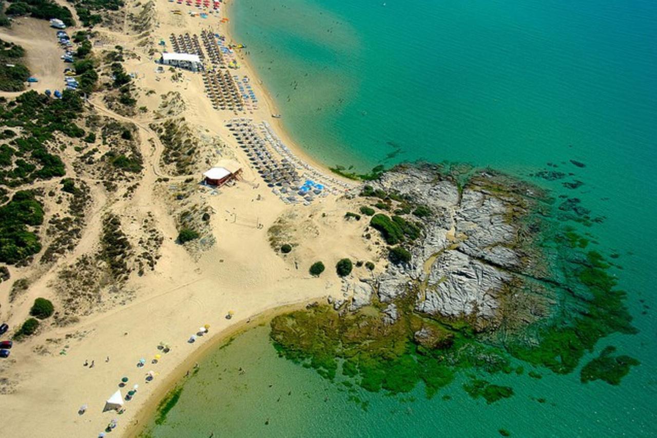 Nea Peramos Large Apartment Near The Beach Extérieur photo